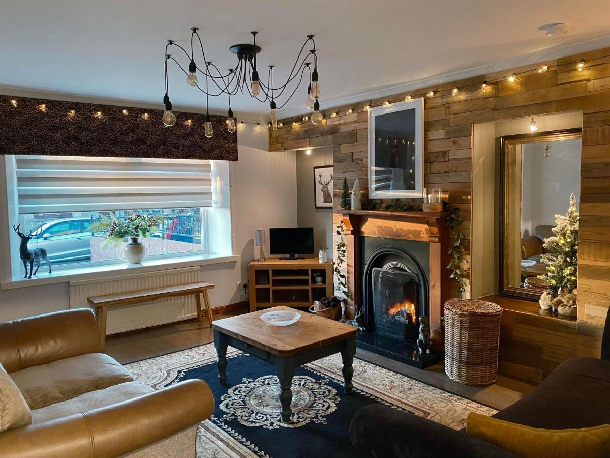 Claire'S Townhouse, Aberdeenshire, 3 Bedrooms Oldmeldrum Exterior photo